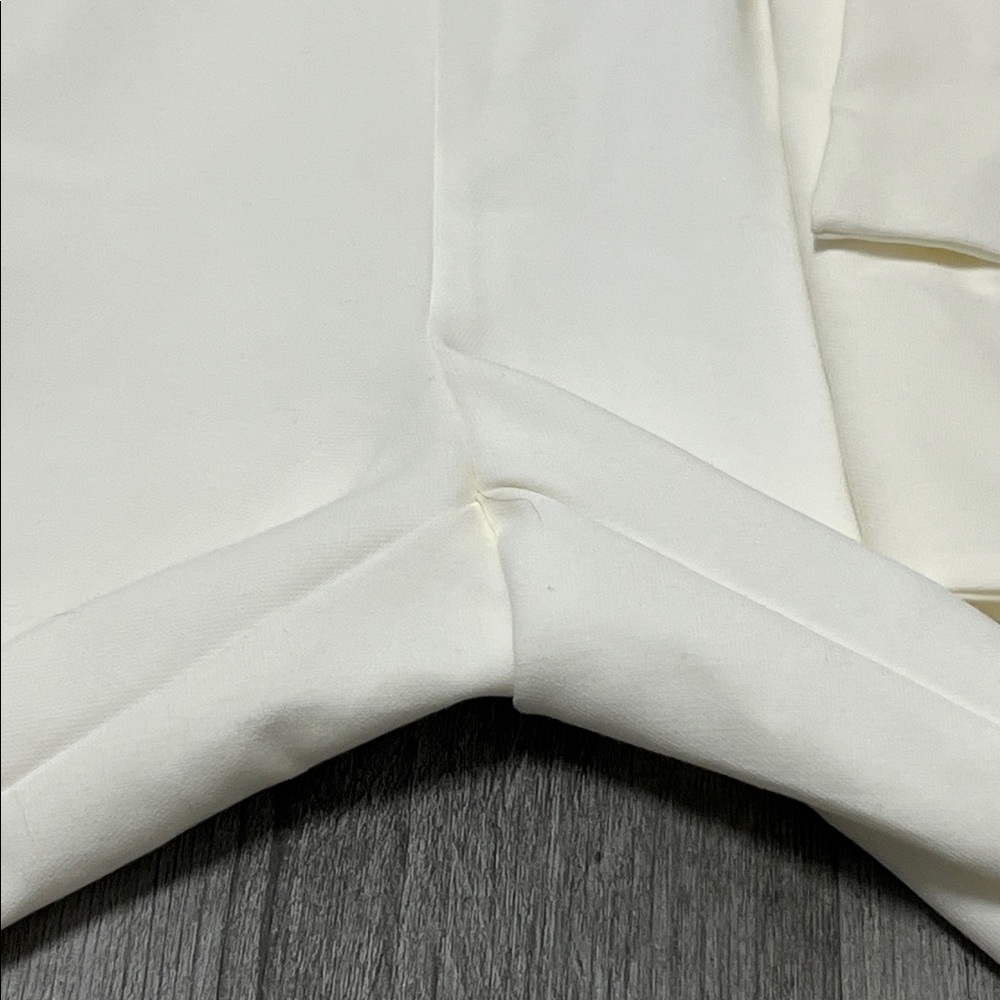 Black Halo woman’s Strapless pants romper/ white-cream / size 4 NWT - Picture 8 of 16